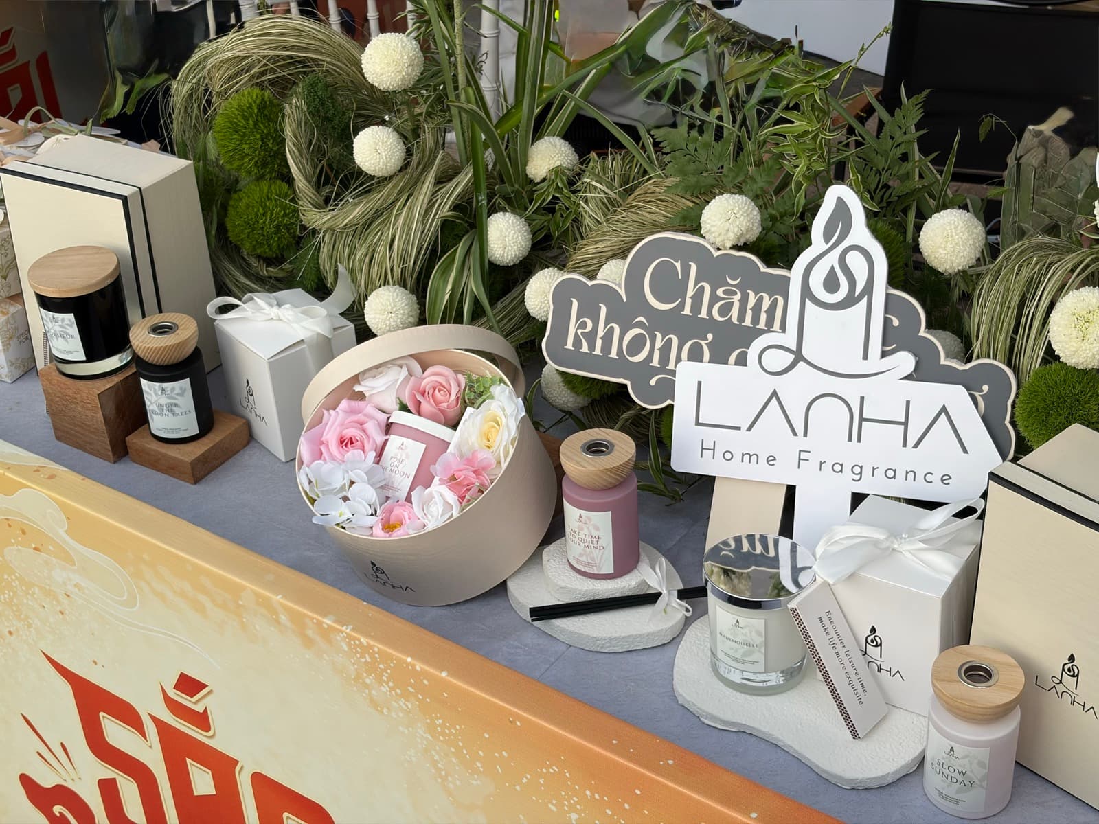 Bộ quà tặng Tĩnh Lặng của Là Nhà
